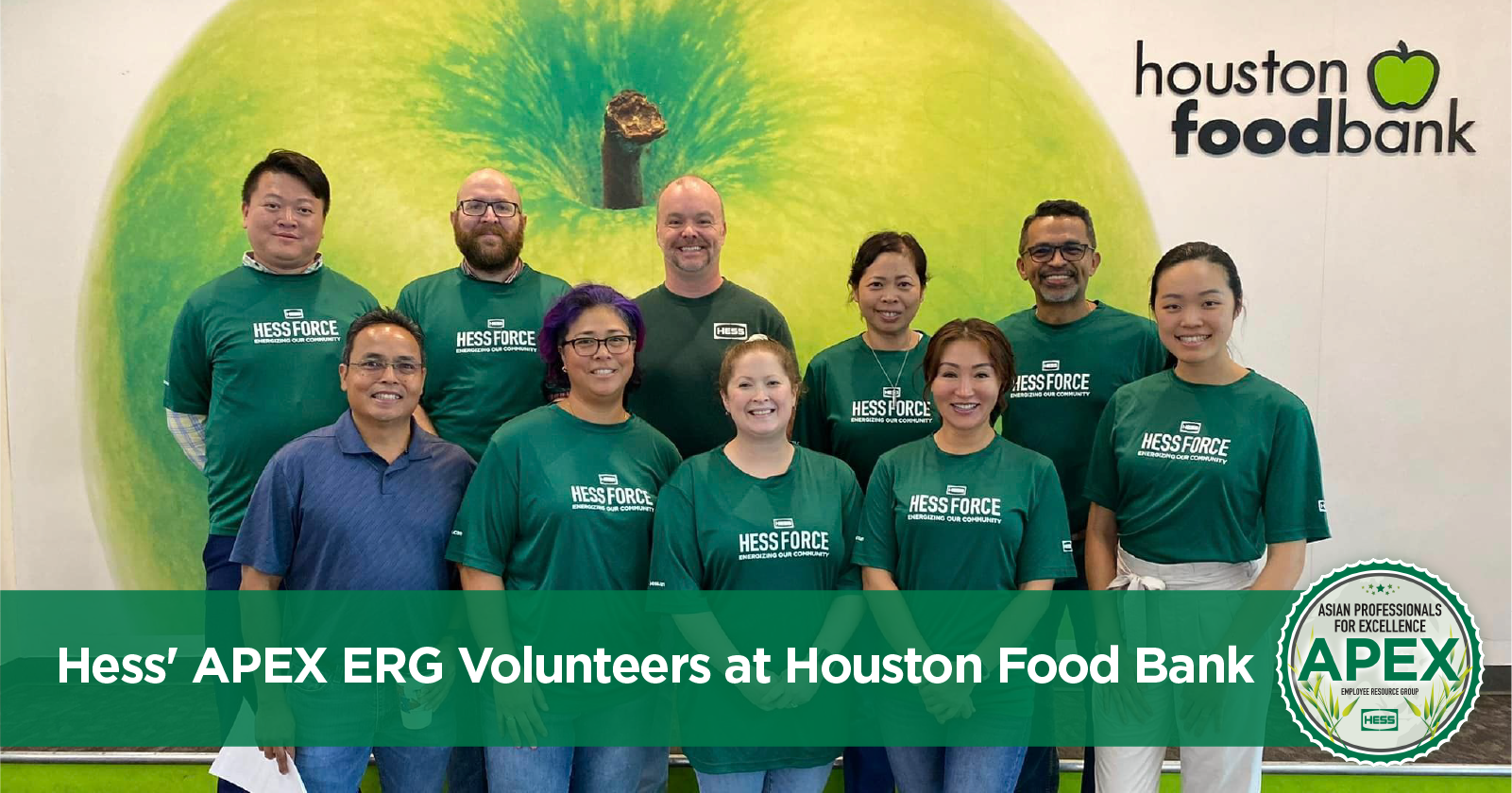 Hess’ APEX ERG Volunteers at Houston Food Bank